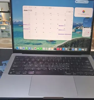 New Laptop Apple MacBook Pro 2024 M3 8GB Apple M3 SSD 512GB