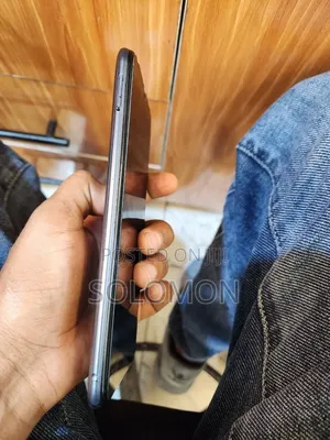 Infinix Hot 12 play 64 GB Silver