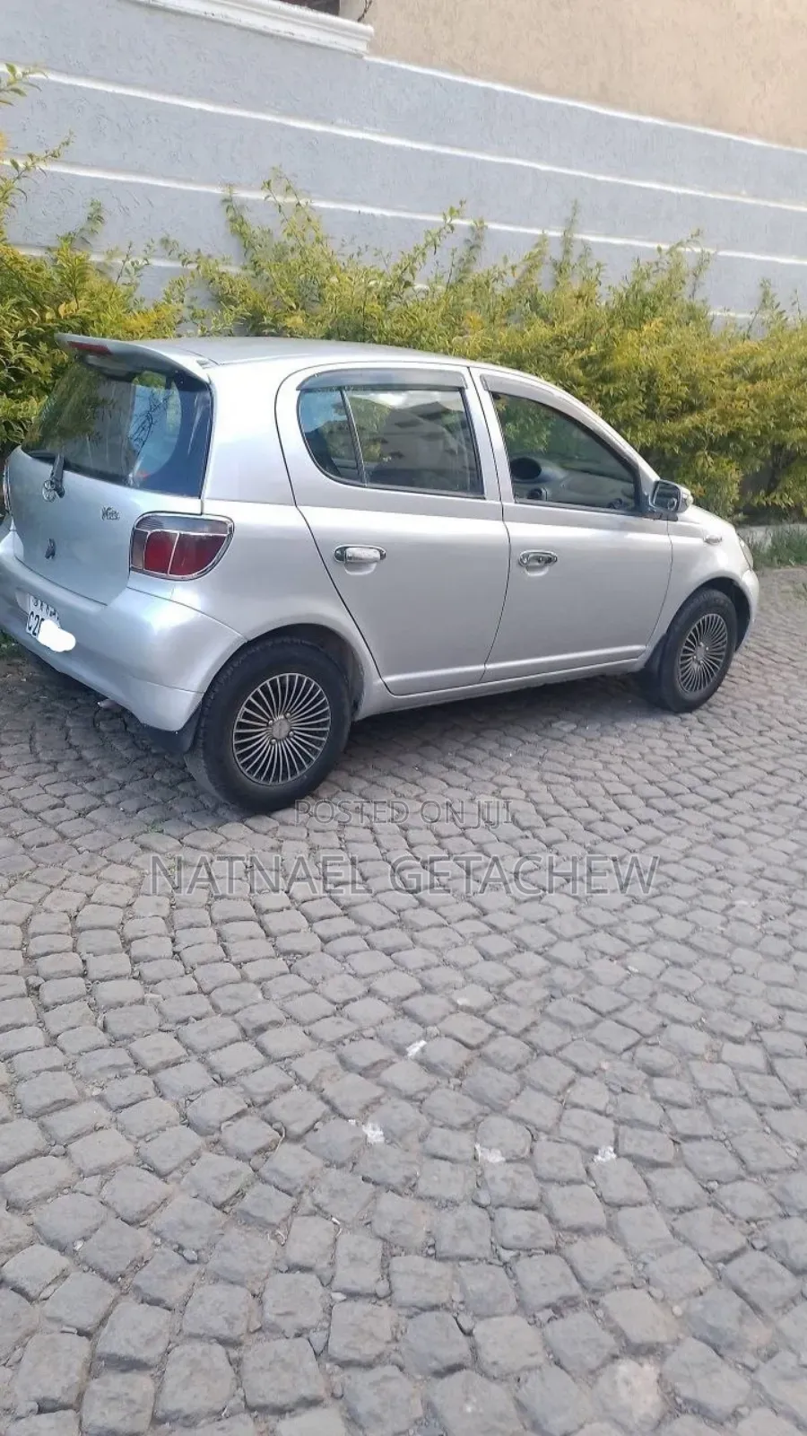 Toyota Vitz 2001 Silver