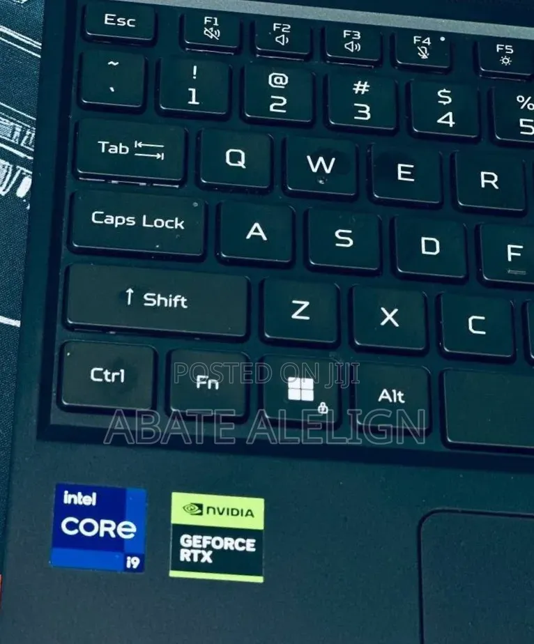 New Laptop HP Omen 16 16GB Intel Core i9 SSD 1T