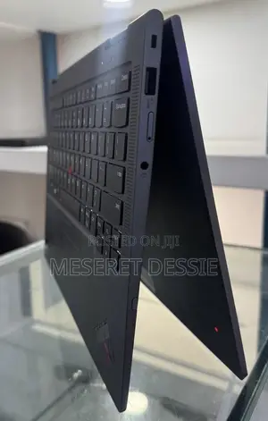 New Laptop Lenovo ThinkPad X1 Yoga 16GB Intel Core i7 SSD 512GB