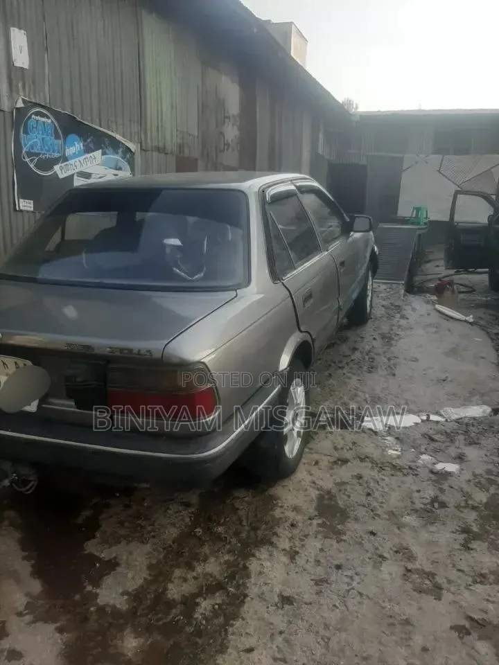 Toyota Corolla II 1990 Gray