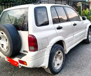 Suzuki Grand Vitara 2.0 D 1998 White