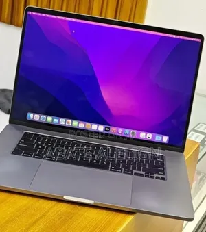 New Laptop Apple MacBook Pro 2018 32GB Intel Core i9 SSD 2T