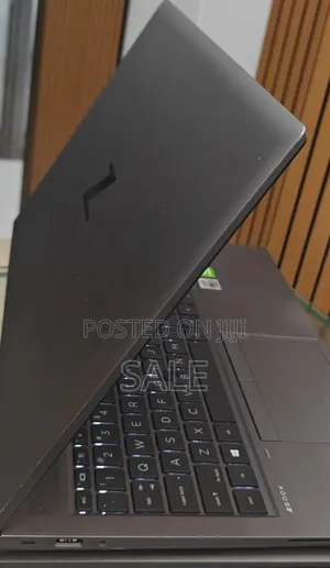 New Laptop HP ZBook Create G7 16GB Intel Core i7 SSD 512GB