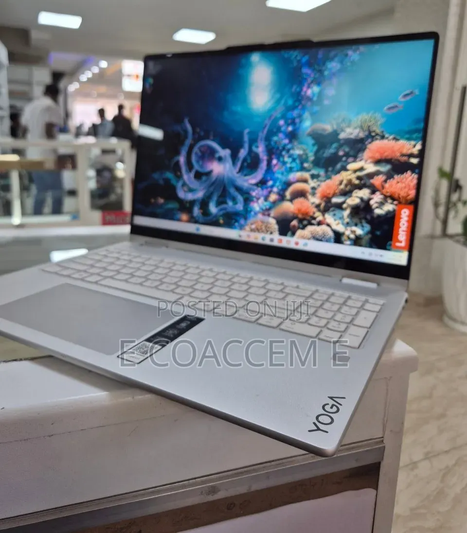 New Laptop Lenovo Yoga 7 15ITL5 16GB AMD Ryzen 5 SSD 512GB