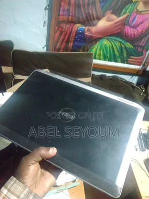 Laptop Dell Latitude 6430u 4GB Intel Core i5 HDD 350GB
