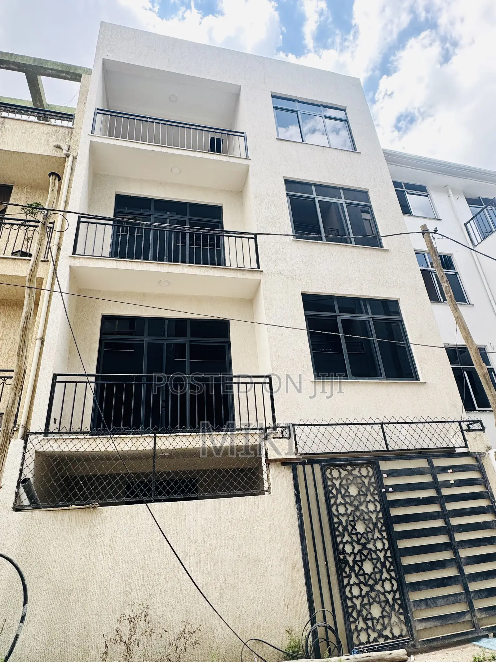 Furnished 6bdrm Townhouse/Terrace in Garment, Nifas Silk-Lafto for sale