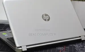 Laptop HP Pavilion 10 8GB Intel Core i5 HDD 1T