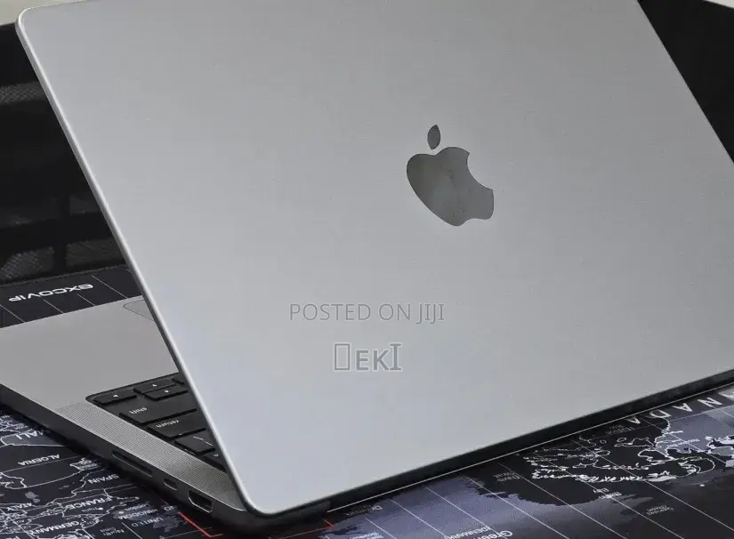 New Laptop Apple MacBook Pro 2021 M1 32GB Intel Core i7 SSD 512GB