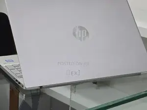 New Laptop HP Pavilion 15 8GB Intel Core i7 SSD 256GB