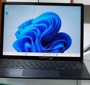 New Laptop Microsoft Surface Laptop 4 16GB Intel Core i7 SSD 512GB