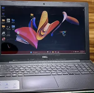 New Laptop Dell Inspiron 15 8GB Intel Core i7 SSD 256GB