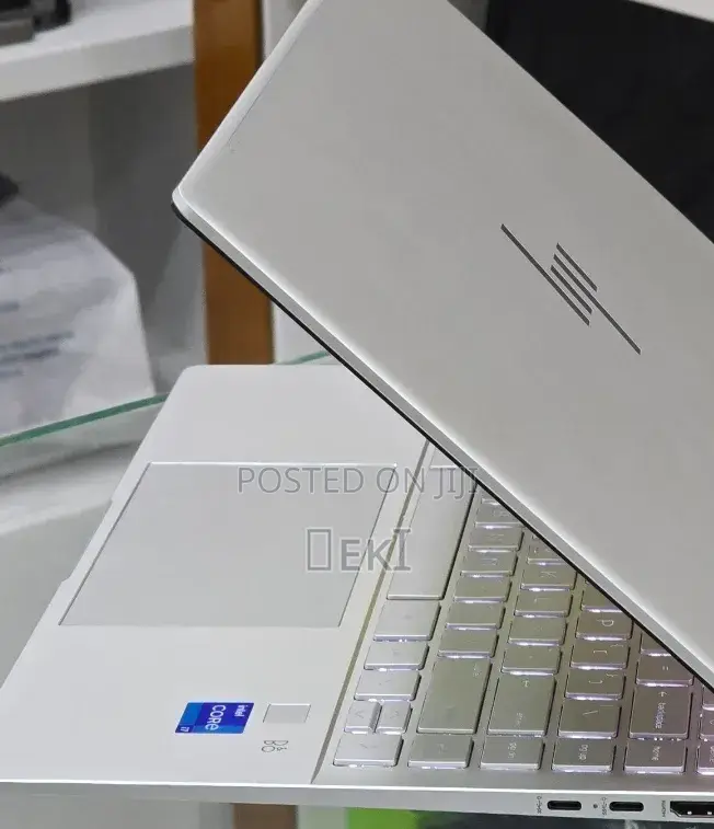 New Laptop HP Pavilion 15 16GB Intel Core i7 SSD 1T
