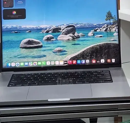 New Laptop Apple MacBook Pro 2021 M1 32GB Apple M1 SSD 512GB