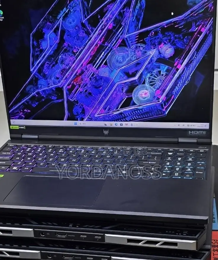 New Laptop Acer Predator Helios 18 PH18-71 32GB Intel Core i9 SSD 1T