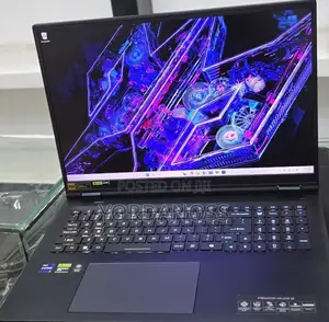 New Laptop Acer Predator Helios 18 PH18-71 32GB Intel Core i9 SSD 1T
