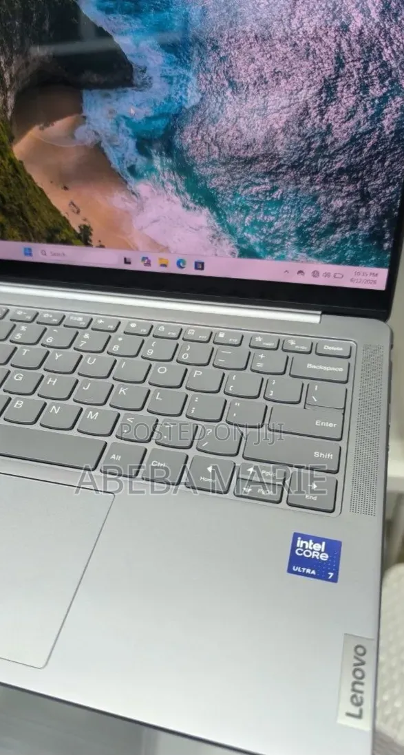 New Laptop Lenovo Yoga 9i 32GB Intel Core Ultra 7 SSD 512GB