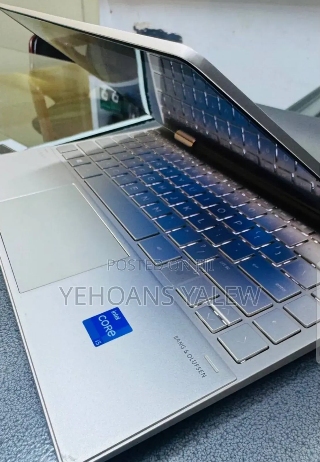 New Laptop HP Envy X360 8GB Intel Core i5 SSD 512GB