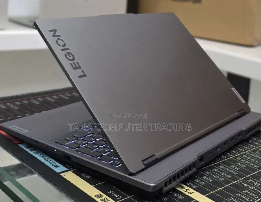 New Laptop Lenovo Legion 5 24GB Intel Core i7 SSD 1T