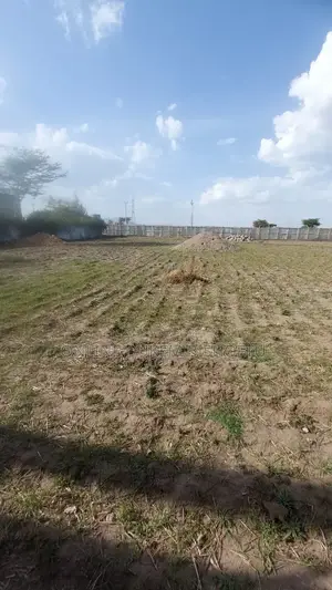 7bdrm House in Dukem Bishoftu, East Shewa for sale