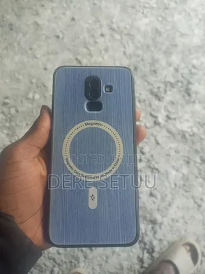 Samsung Galaxy J8 64 GB Black