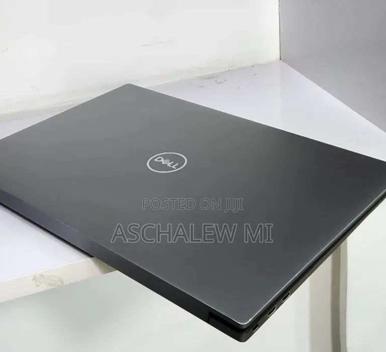 New Laptop Dell Precision 5570 16GB Intel Core i7 SSD 512GB