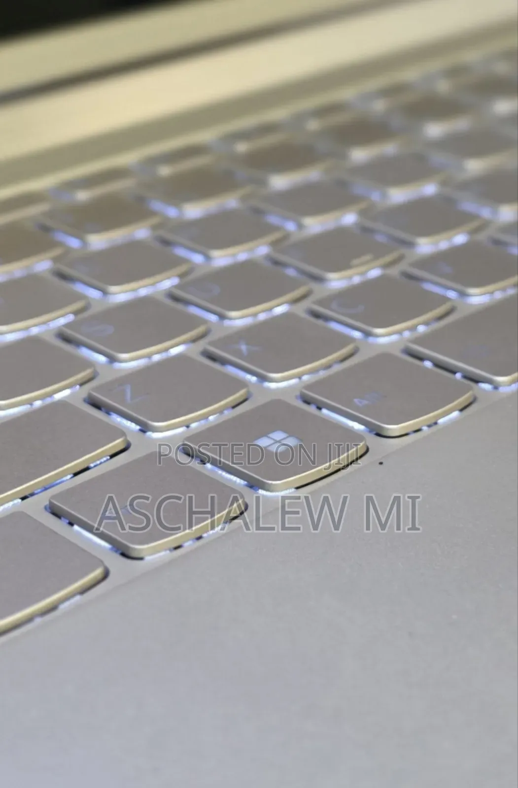 New Laptop Lenovo Yoga 9i 16GB Intel Core i7 SSD 512GB