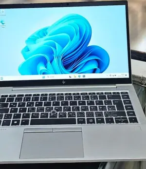 New Laptop HP EliteBook 840 G8 16GB Intel Core i5 SSD 512GB