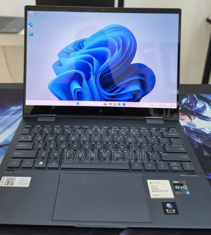 New Laptop HP Envy X360 16GB Intel Core i5 SSD 512GB
