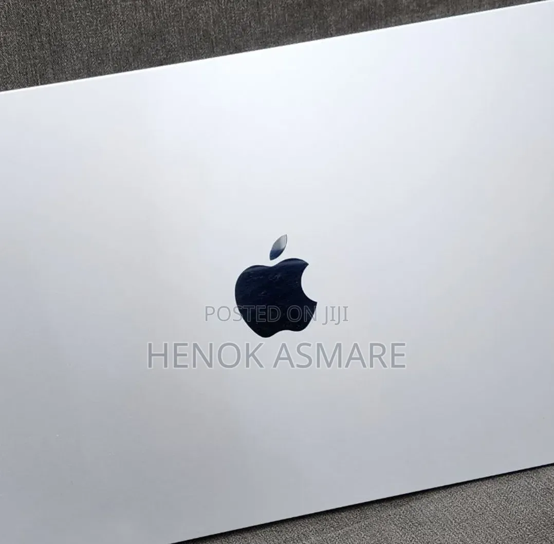 New Laptop Apple MacBook Air 2025 M4 16GB Apple M4 SSD 256GB
