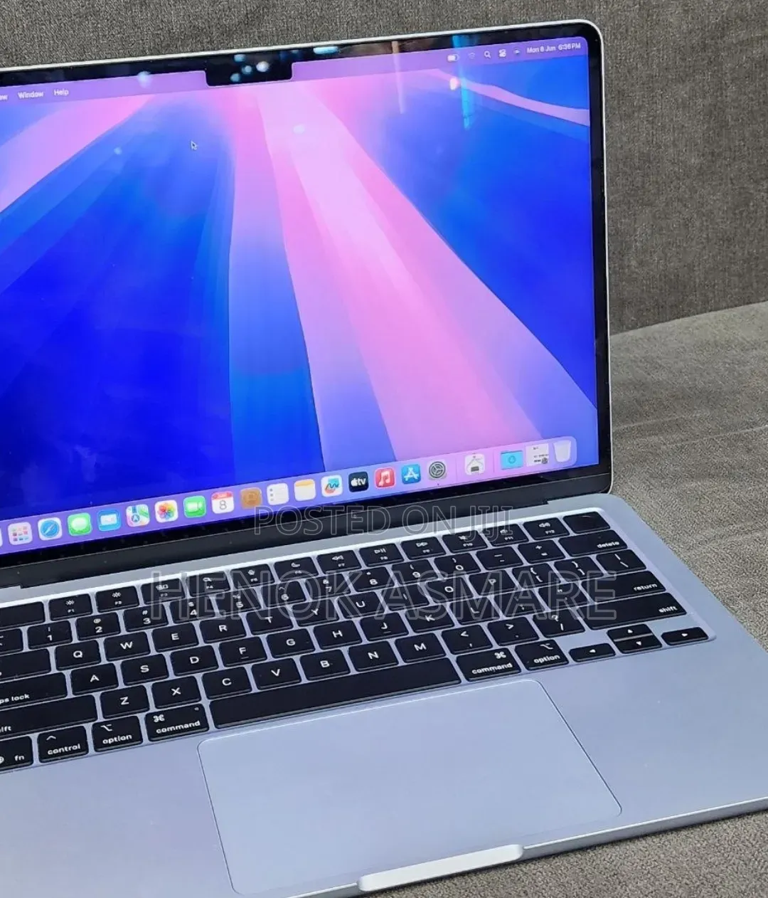 New Laptop Apple MacBook Air 2025 M4 16GB Apple M4 SSD 256GB