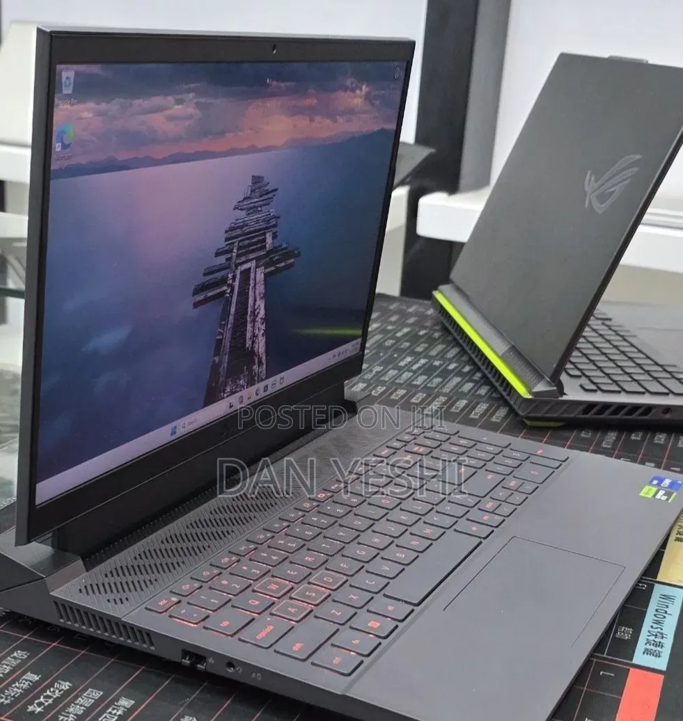 New Laptop Dell G15 5511 16GB Intel Core i7 SSD 1T