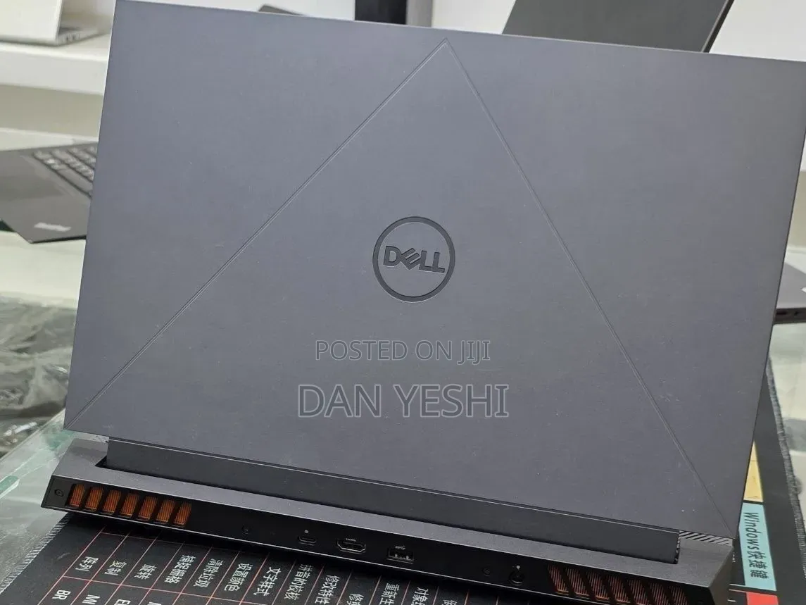 New Laptop Dell G15 5511 16GB Intel Core i7 SSD 1T