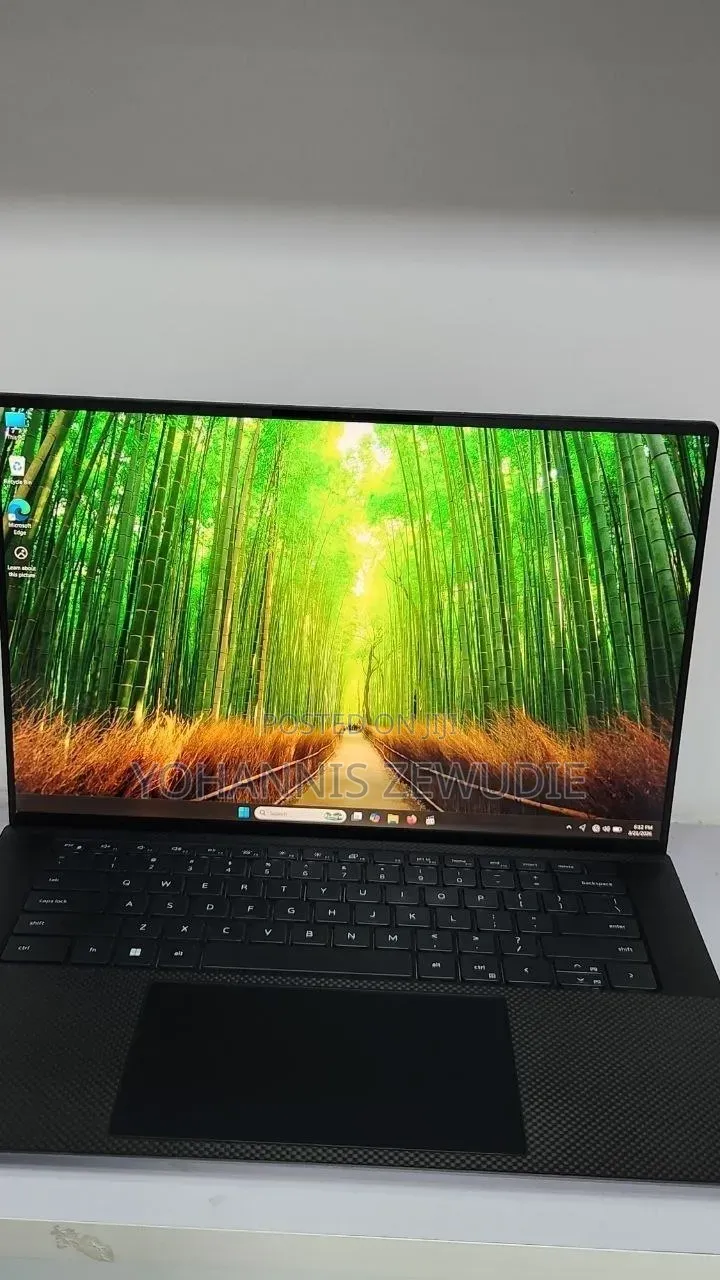 New Laptop Dell Precision 5570 16GB Intel Core i7 SSD 512GB