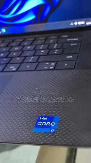 New Laptop Dell Precision 5570 16GB Intel Core i7 SSD 512GB