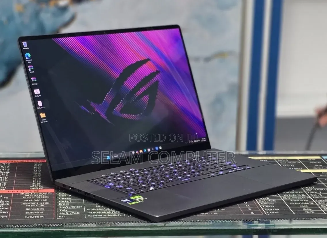 New Laptop Asus ROG Strix G16 G614 16GB Intel Core Ultra 9 SSD 1T