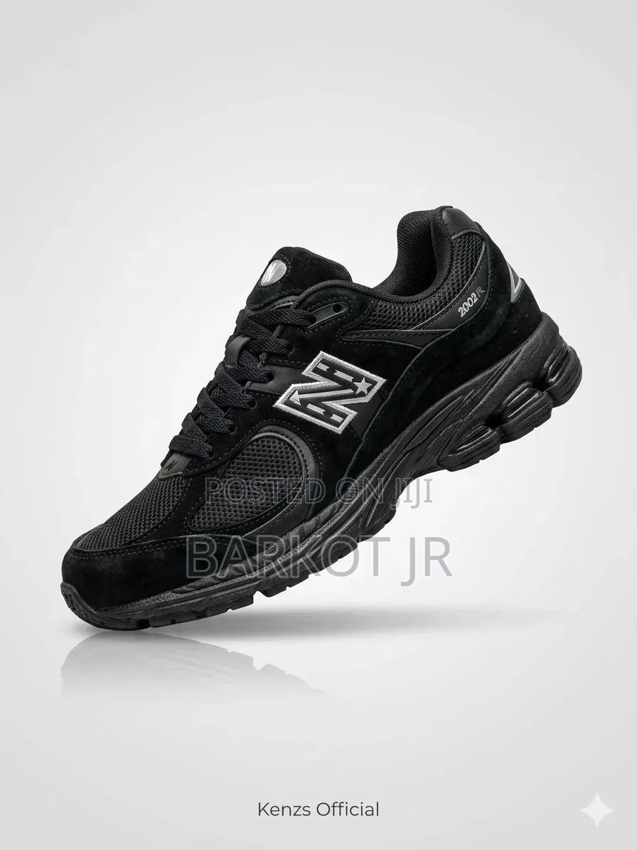 New Balance 2002r