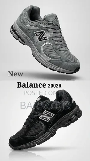 New Balance 2002r