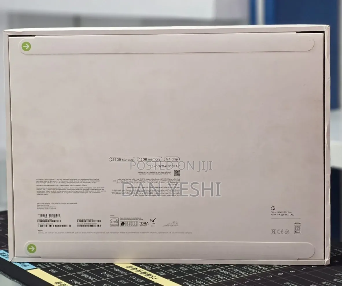 New Laptop Apple MacBook Air 2025 M4 16GB Apple M4 SSD 256GB