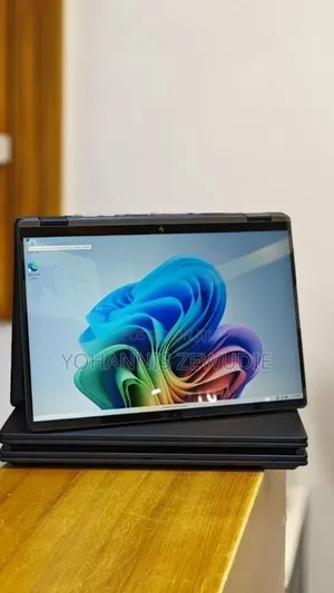 New Laptop HP OmniBook X Flip 14" 16GB Intel Core Ultra 7 SSD 1T