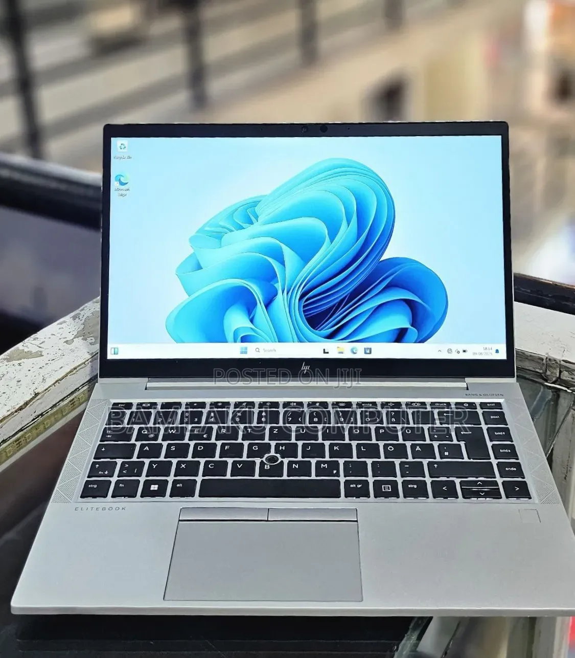 New Laptop HP EliteBook 840 G8 16GB Intel Core i5 SSD 512GB