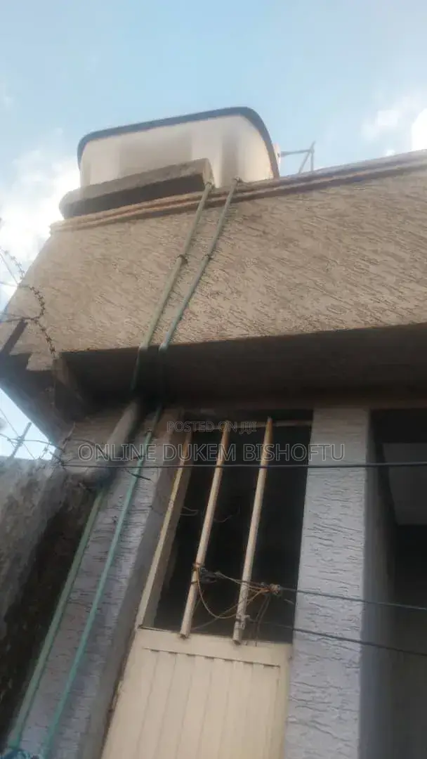 Furnished 7bdrm House in Bishoftu Debirezeyet, East Shewa for sale