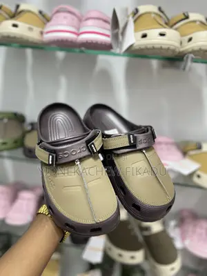 Clothes Nap Crocs