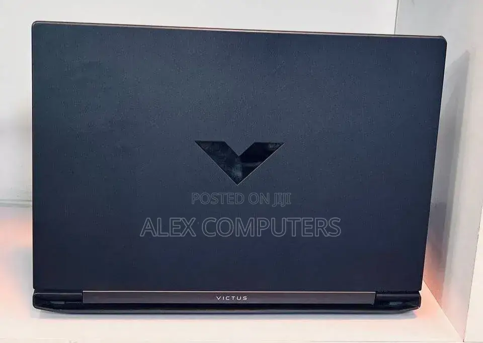 New Laptop HP Victus 15 12GB AMD Ryzen 5 SSD 512GB