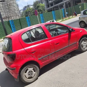 Toyota Vitz 2000