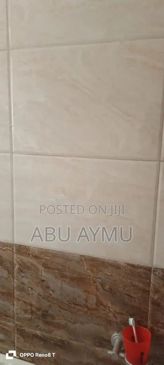 4bdrm Apartment in Lakomelza Apartments, Yeka for sale