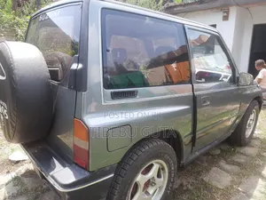 Suzuki Vitara 1991 Gray