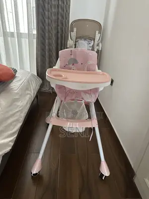 Kids Feeding Table