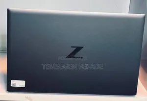New Laptop HP ZBook Firefly G8 32GB Intel Core i7 SSD 512GB